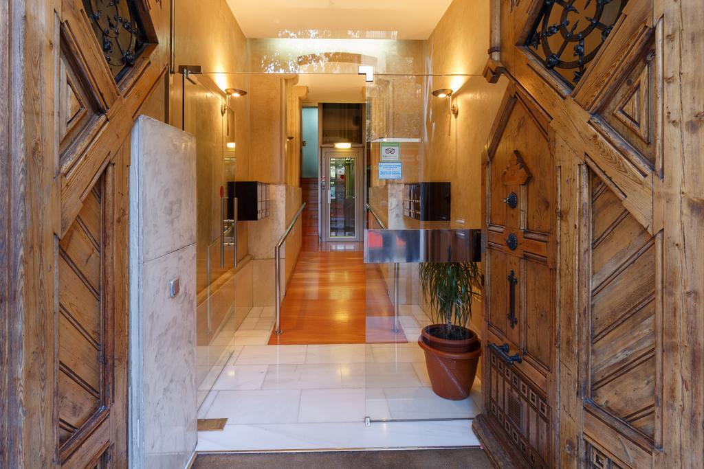 Ciudad Condal Hostal - Paseo De Gracia Barcelona Ngoại thất bức ảnh